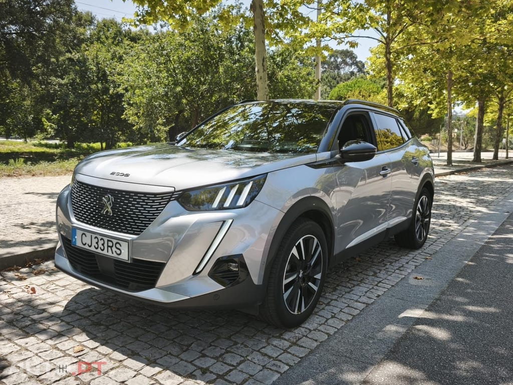 Peugeot e-2008 50 kWh GT — fotografia 5
