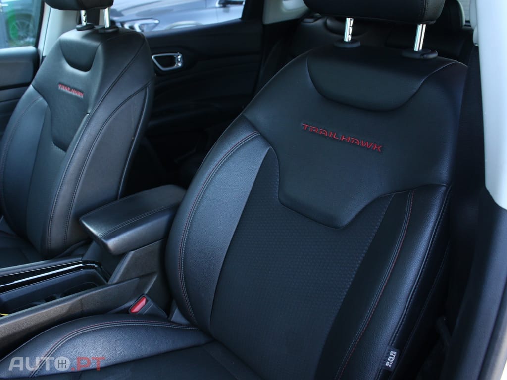 Jeep Compass 1.3 TG 4Xe Trailhawk