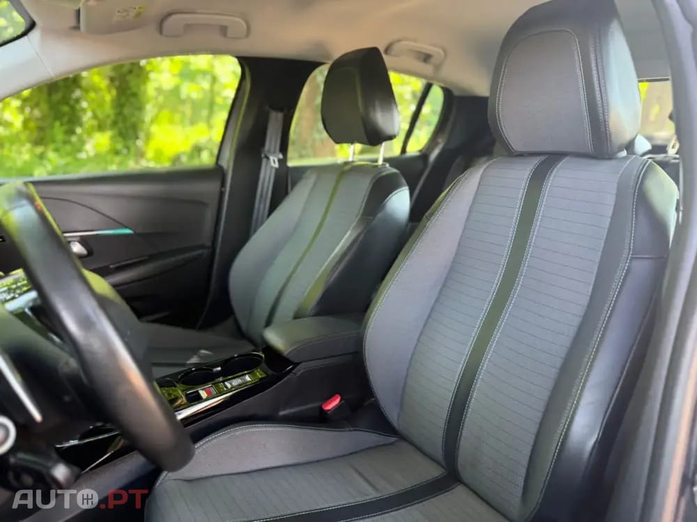 Peugeot 208 1.2 PureTech Allure Pack EAT8