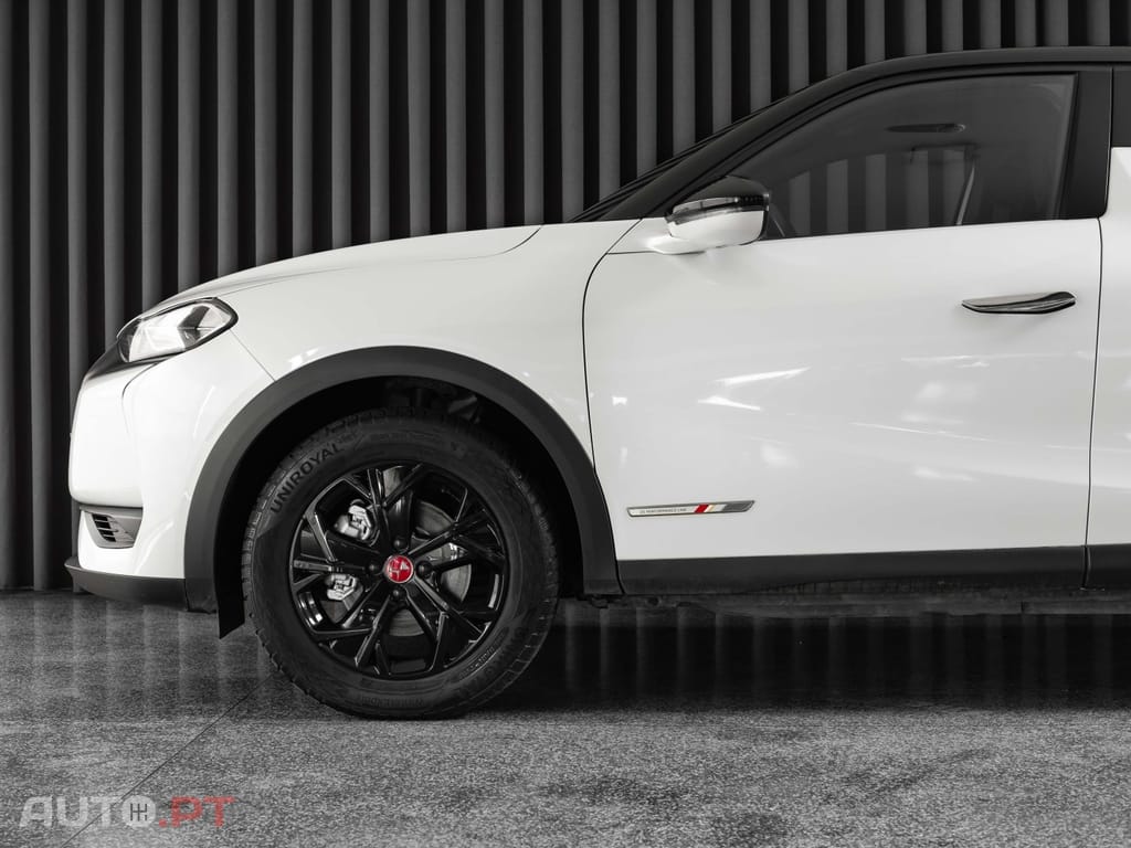DS DS3 Crossback E-TENSE PERFORMANCE LINE