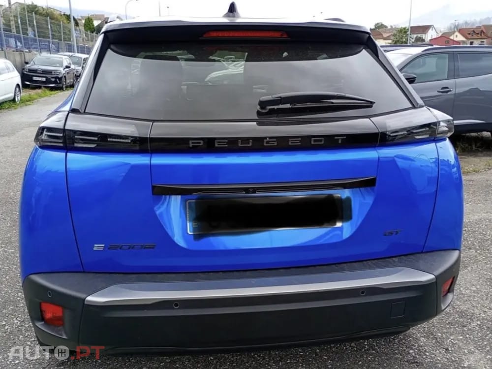 Peugeot E-2008 54 kWh GT