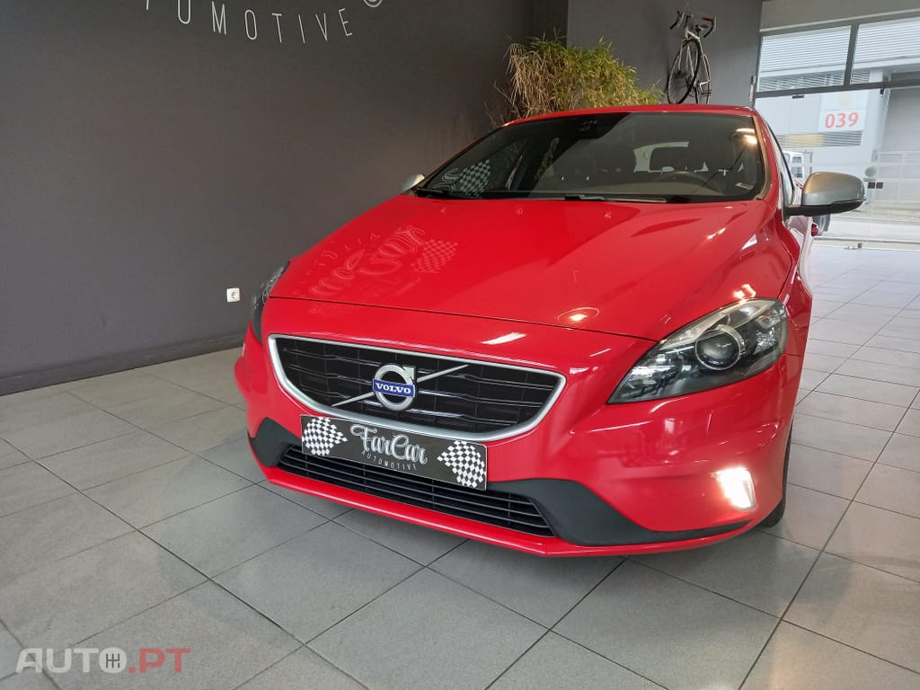Volvo V40 2.0 D2 R-Design