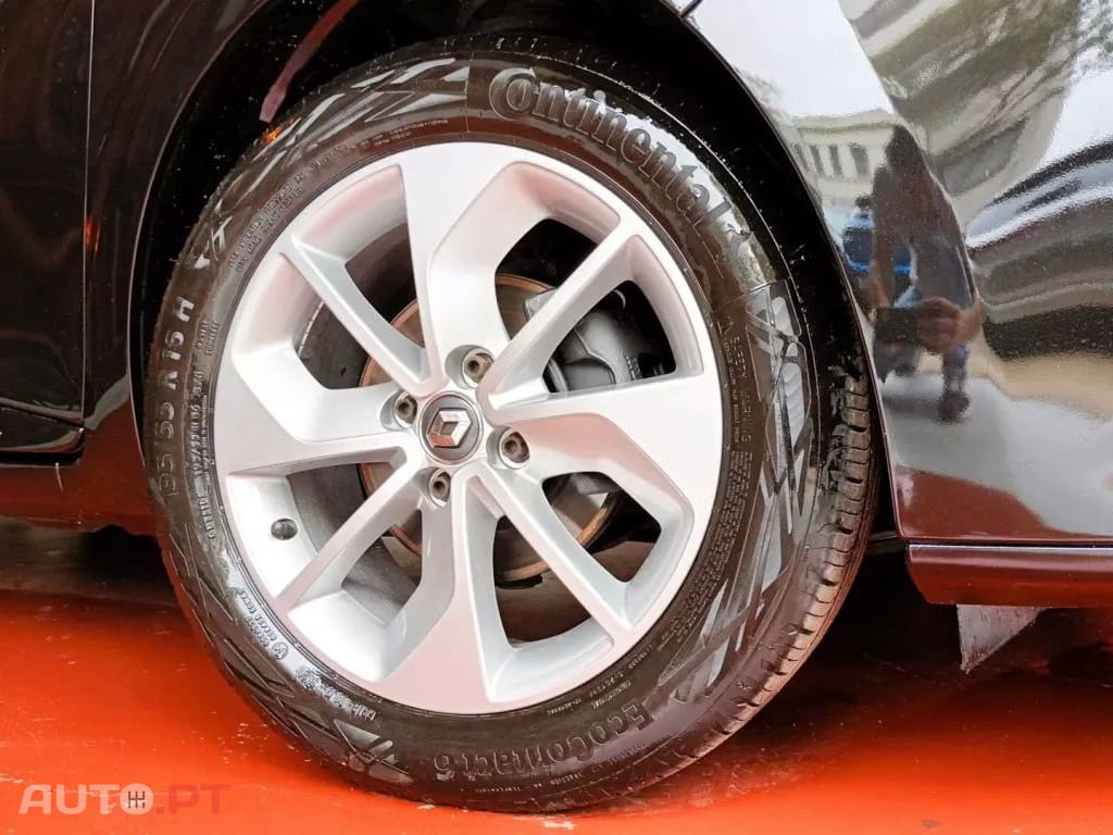 Renault Clio Sport Tourer 0.9 TCE Limited