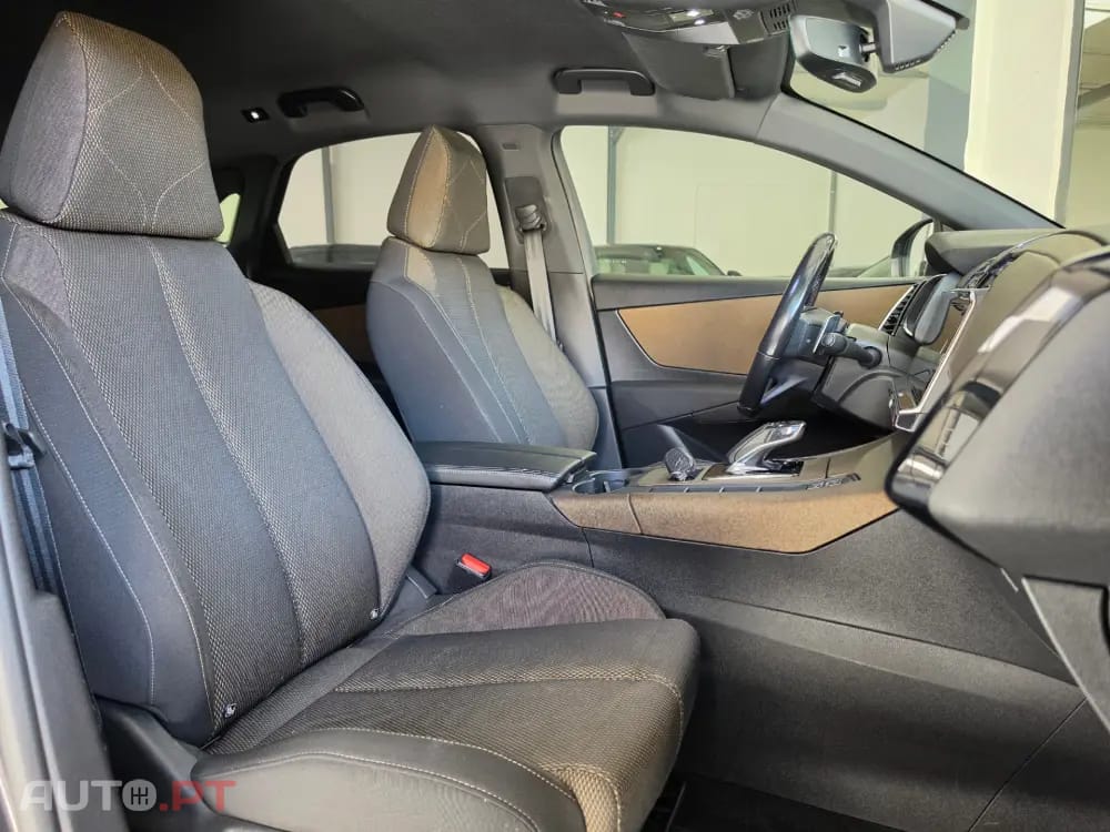 DS DS7 Crossback 4x4 Bastille +