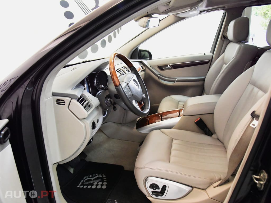 Mercedes-Benz R 320 CDi 4-Matic