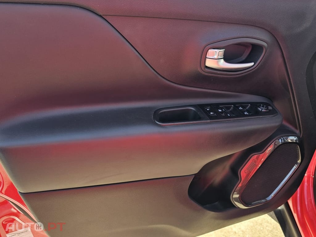 Jeep Renegade 1.3 T-GDI 4xe Auto Limited