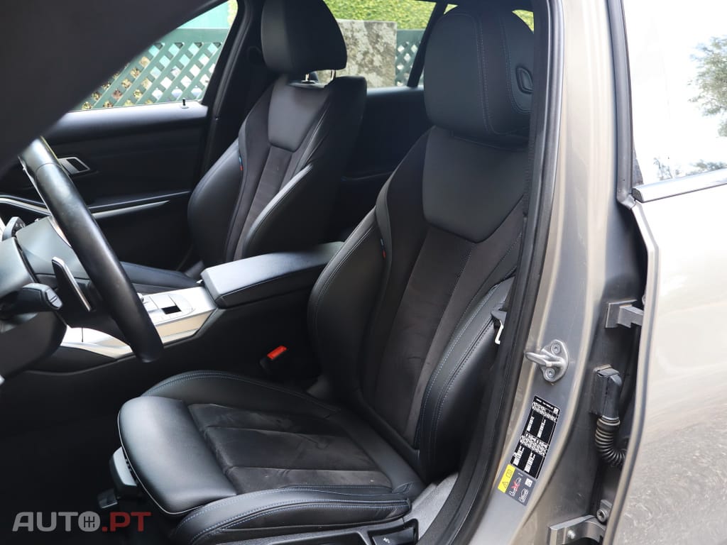 BMW 330 e Touring Pack M Auto.