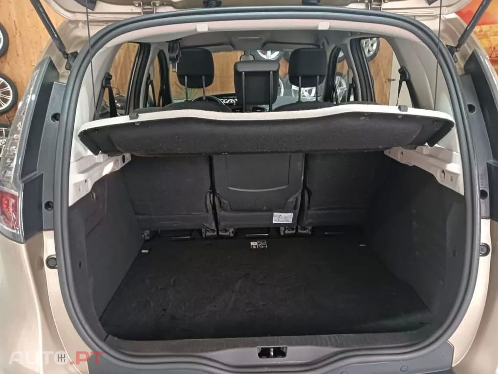Renault Scénic 1.2 TCE Sport SS