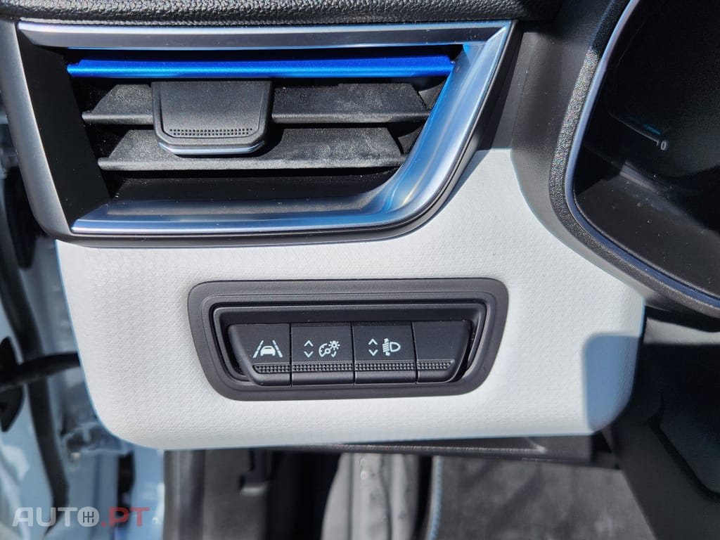 Renault Clio 1.6 E-Tech Intens