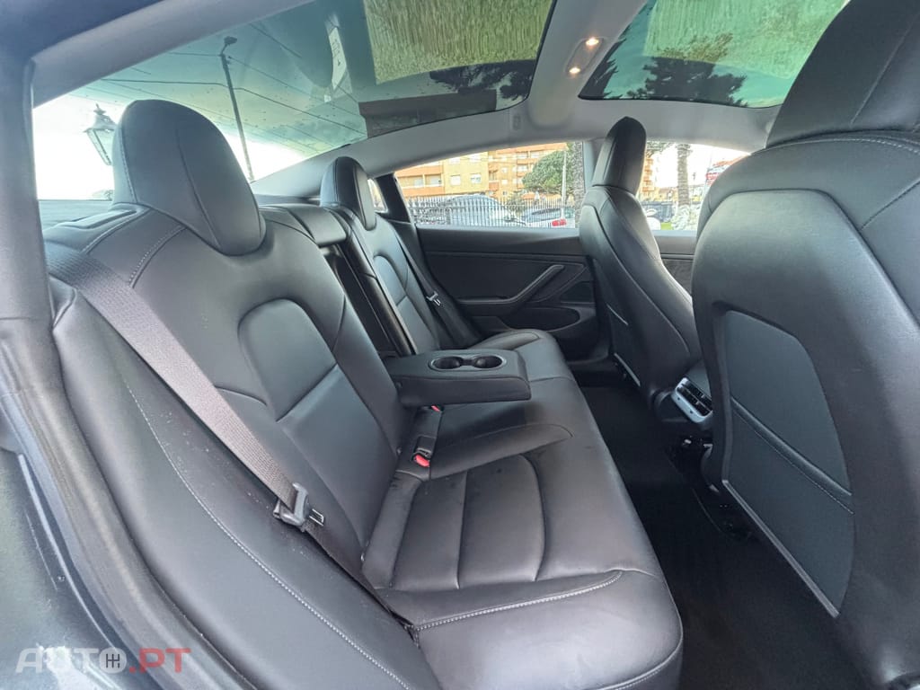 Tesla Model 3 Tração Traseira Premium