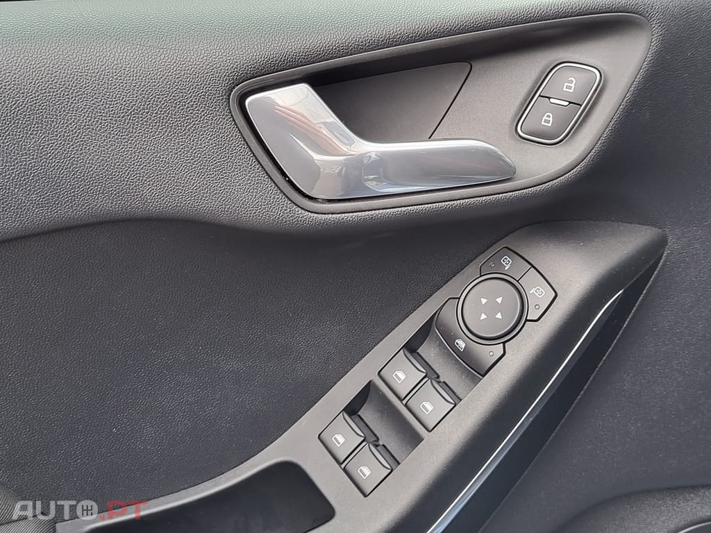 Ford Fiesta 1.0 EcoBoost MHEV ST-Line