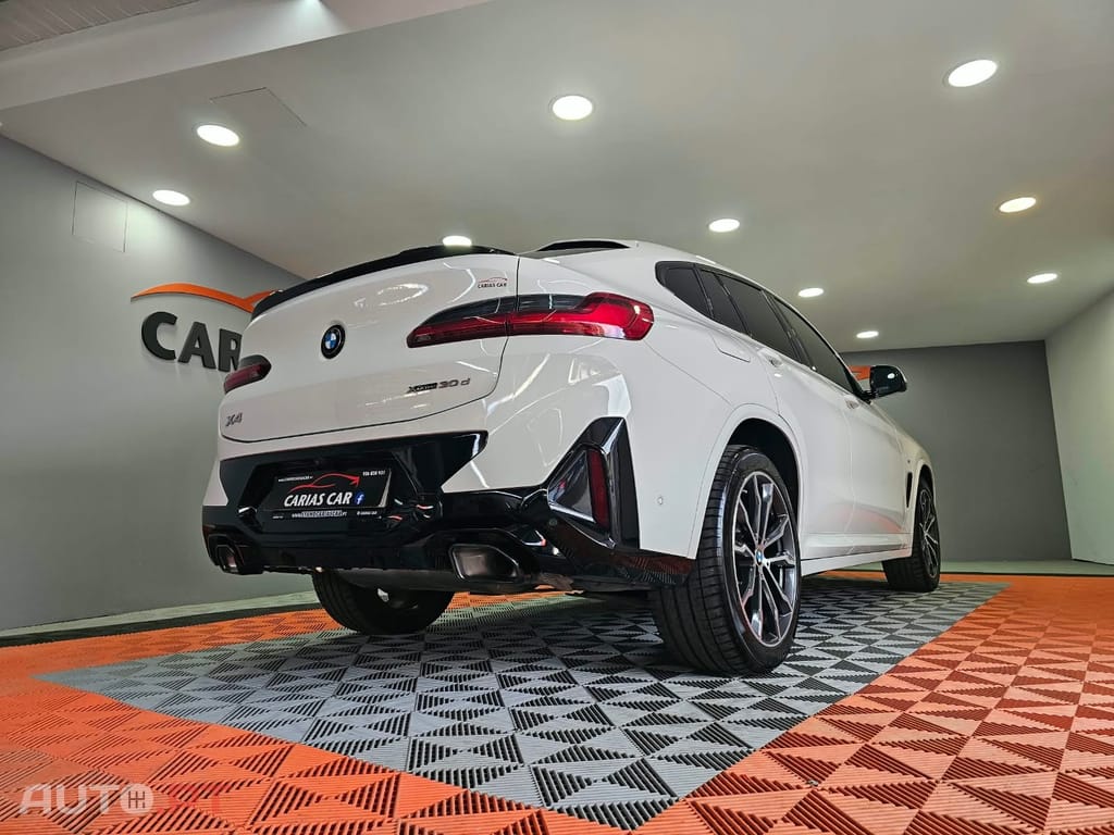 BMW X4 30 d xDrive Pack Desportivo M Auto