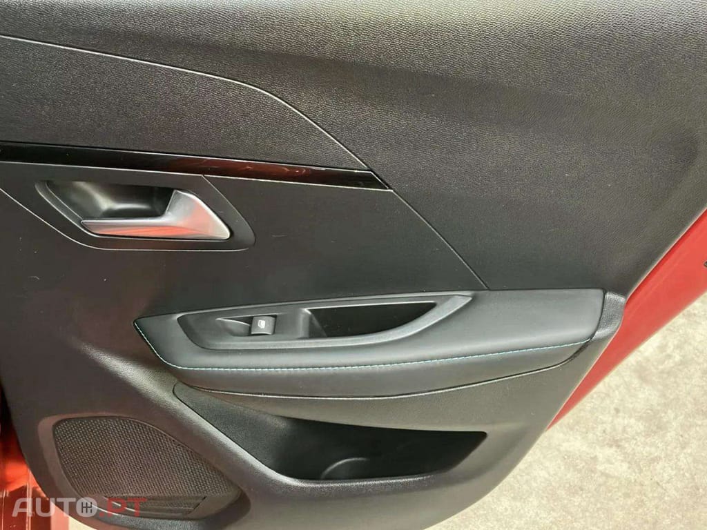 Peugeot 208 1.2 PureTech Allure