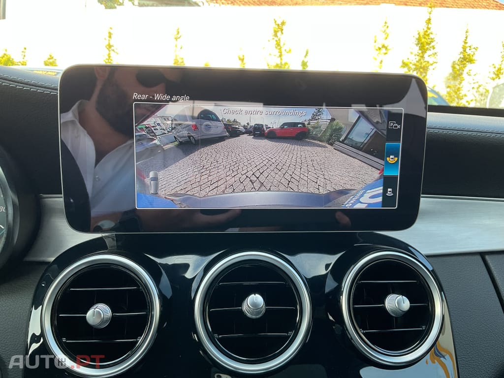 Mercedes-Benz C 300 de AMG Line