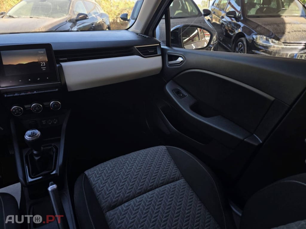 Renault Clio 1.0 TCe Limited Bi-Fuel
