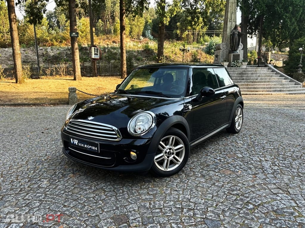 MINI Cooper Cooper D
