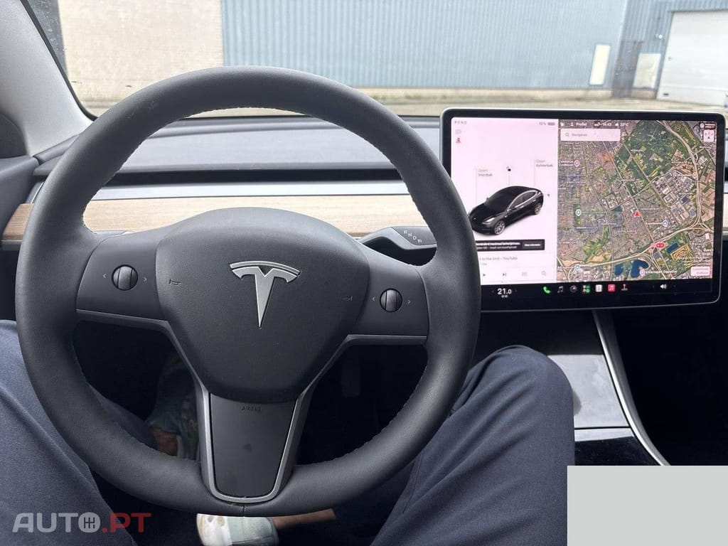 Tesla Model 3 Long Range AWD