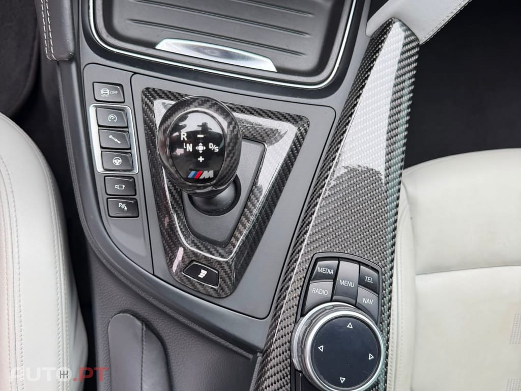 BMW M4 Auto