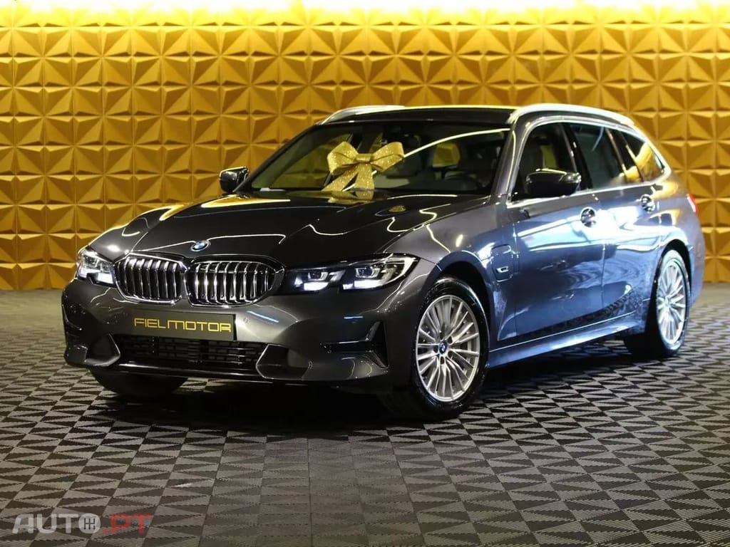 BMW 320 e Line Luxury Auto