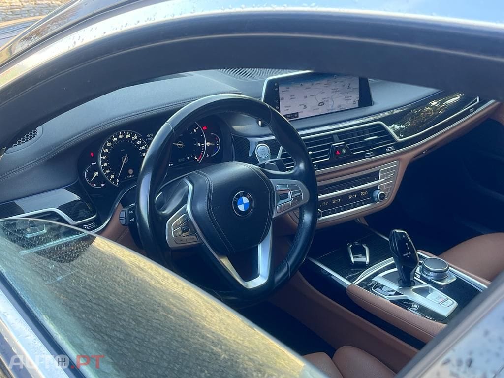 BMW 730 D PACK M CARBON CORE
