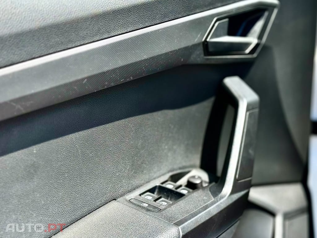 SEAT Ibiza 1.0 TSI Style — fotografia 9