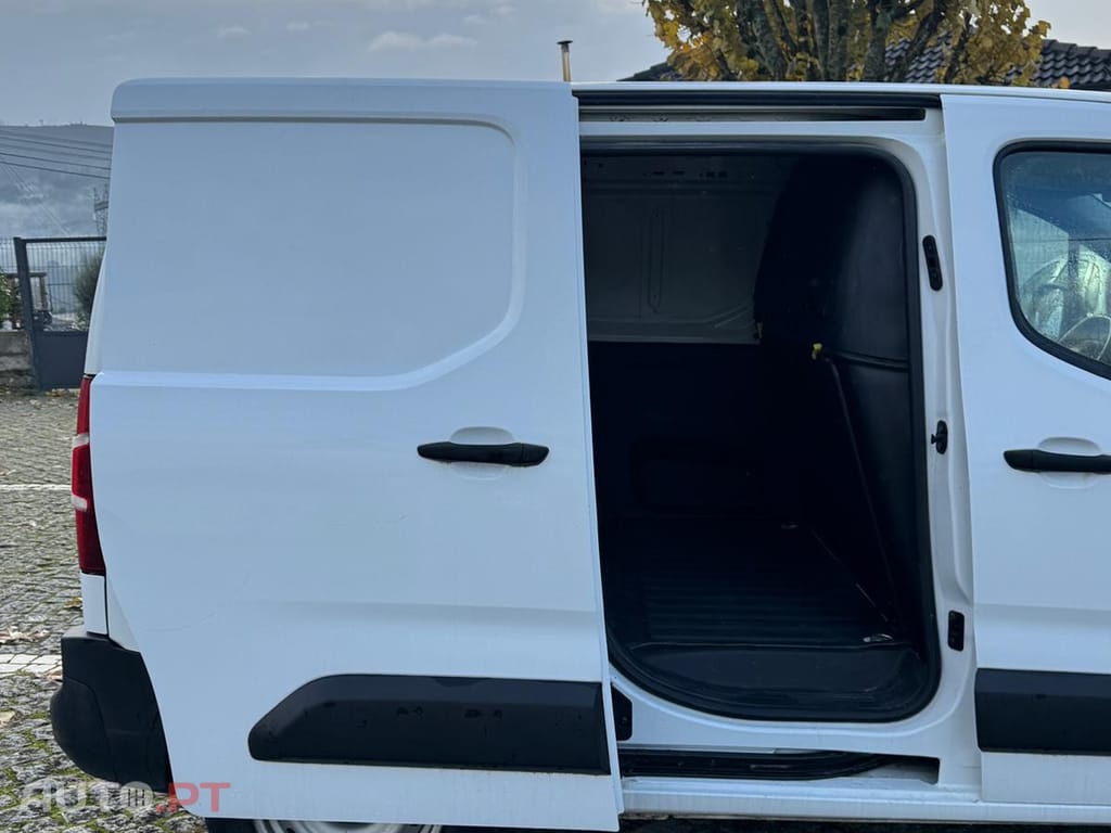 Peugeot Partner 1.5 BlueHDi Premium Standard