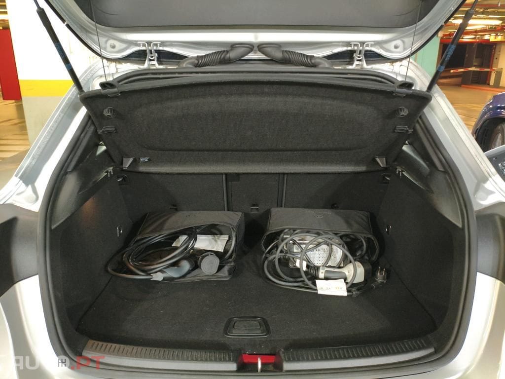 Mercedes-Benz A 250 e Style Plus