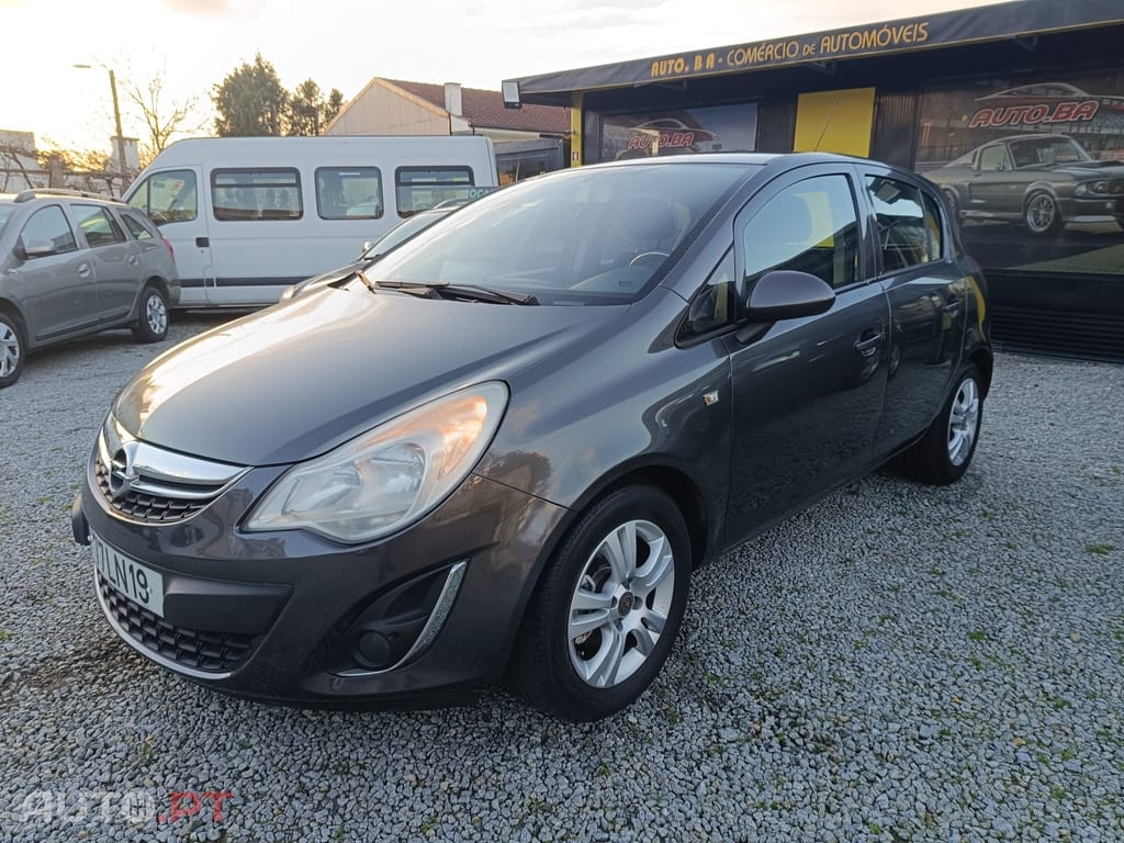 Opel Corsa 1.2 Enjoy