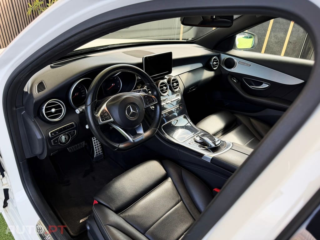 Mercedes-Benz C 220 AMG