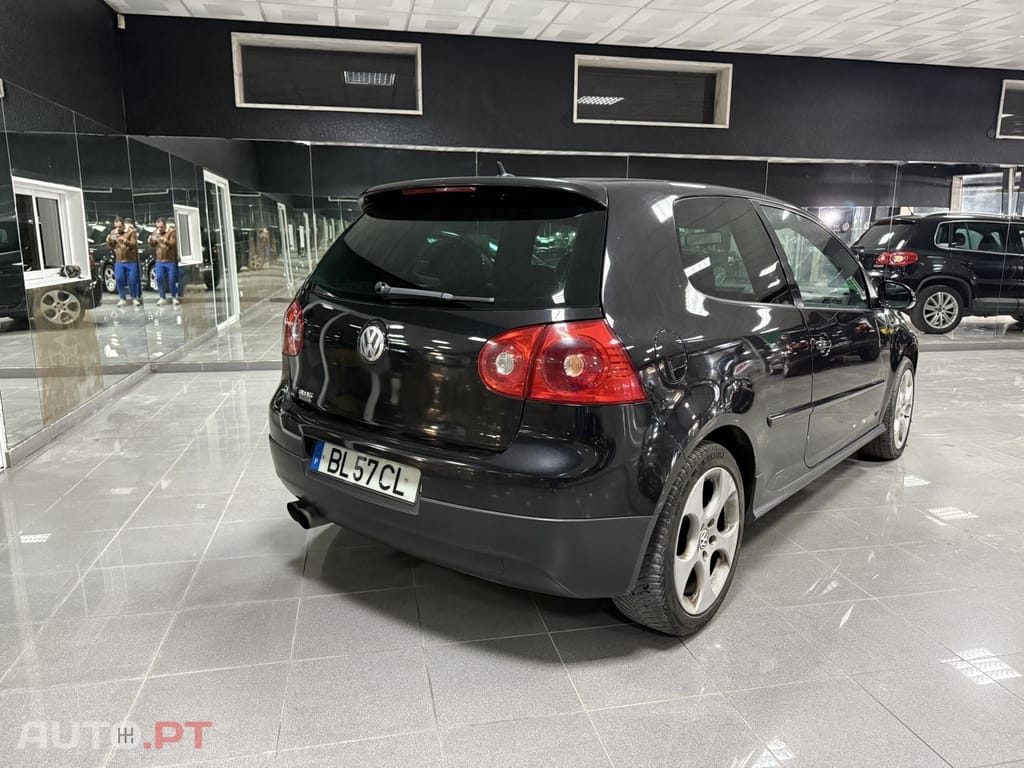 Volkswagen Golf 2.0 GTi
