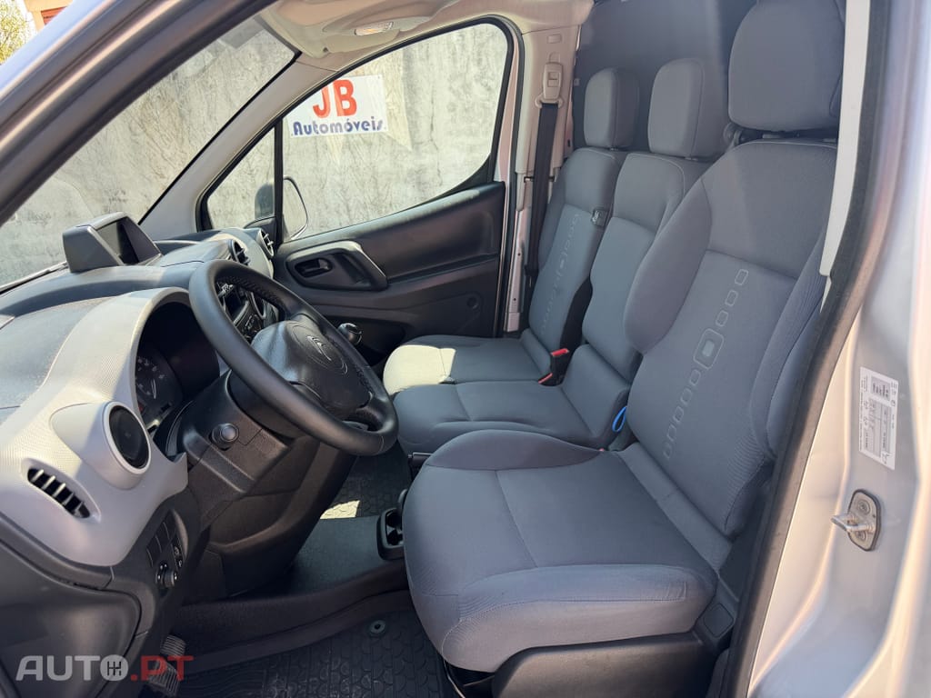 Citroen Berlingo 1.6 HDI 3LUG c/ GPS e AC