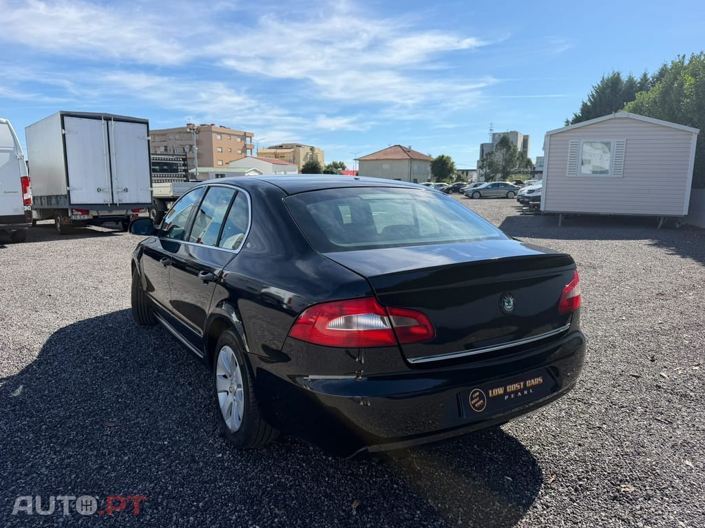 Skoda Superb 1.6 TDi Ambition