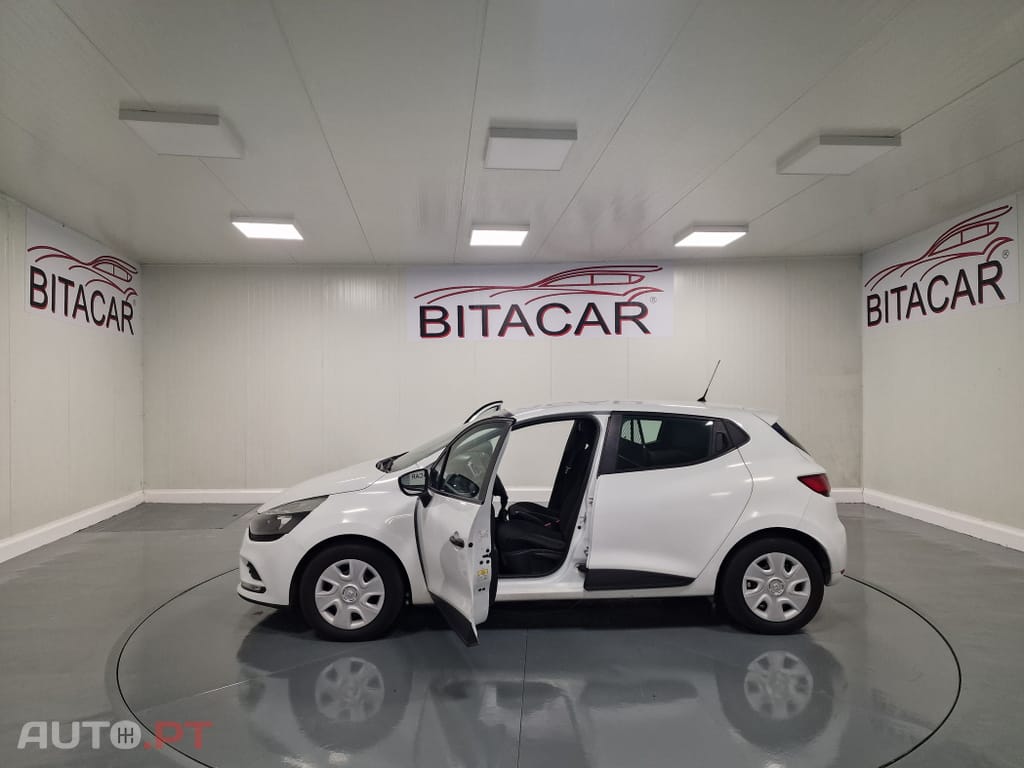 Renault Clio SOCIETE 1.5 DCI ZEN GPS IVA DEDUTIVEL