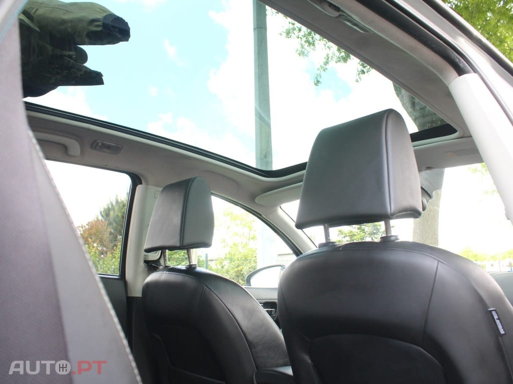 Nissan Qashqai 2.0 dCi Tekna Sport 17