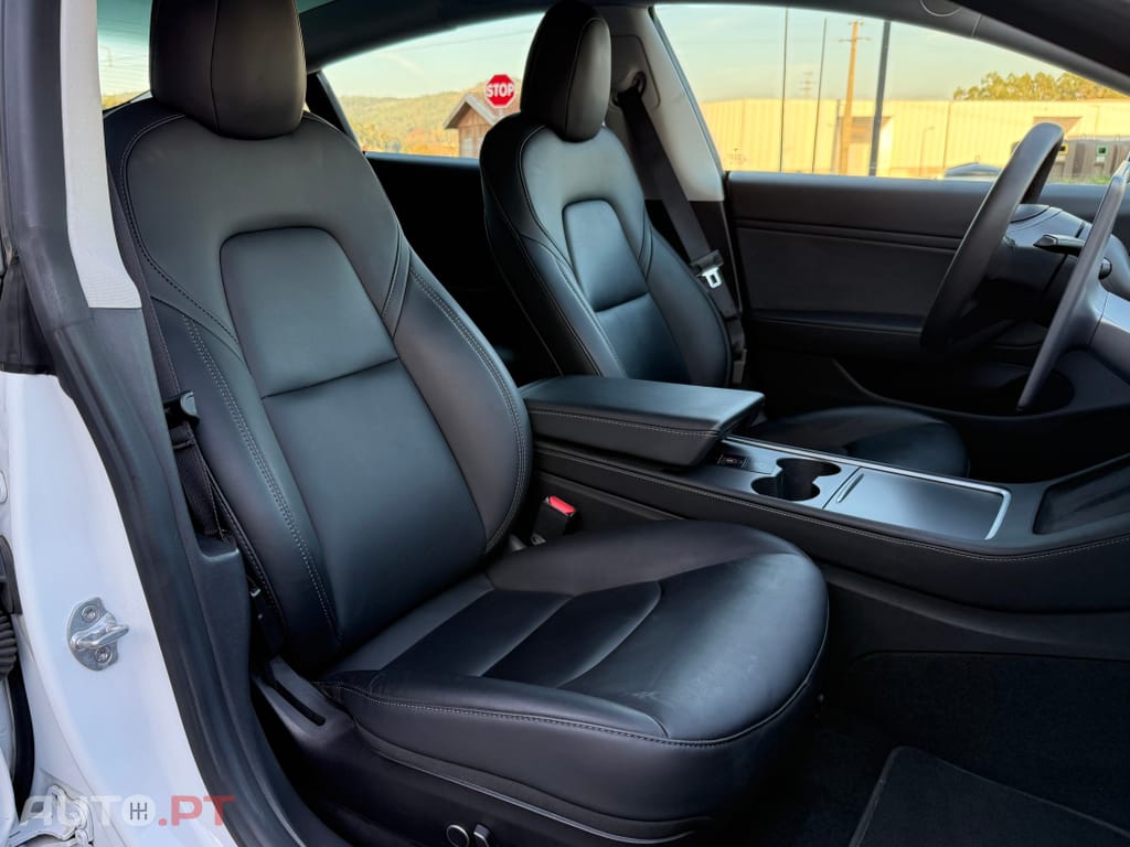 Tesla Model 3 Long-Range Dual Motor AWD