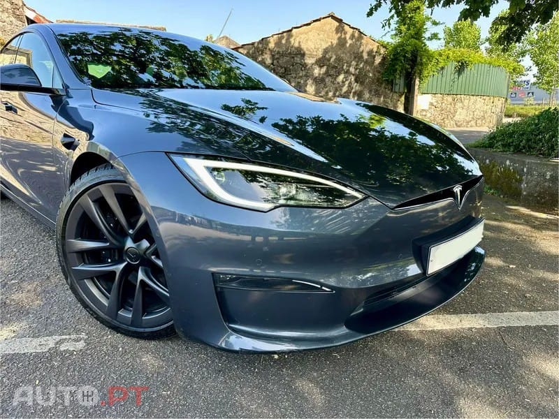 Tesla Model S Plaid AWD