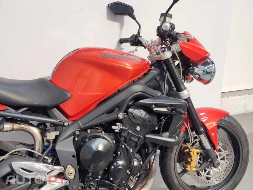 Triumph Speed Triple 675 R