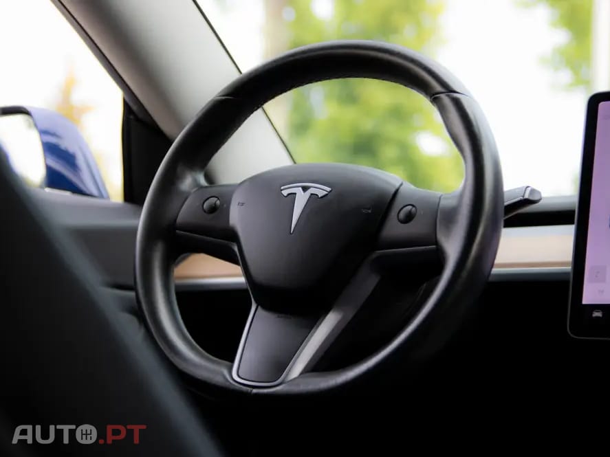 Tesla Model 3 Long-Range Dual Motor AWD