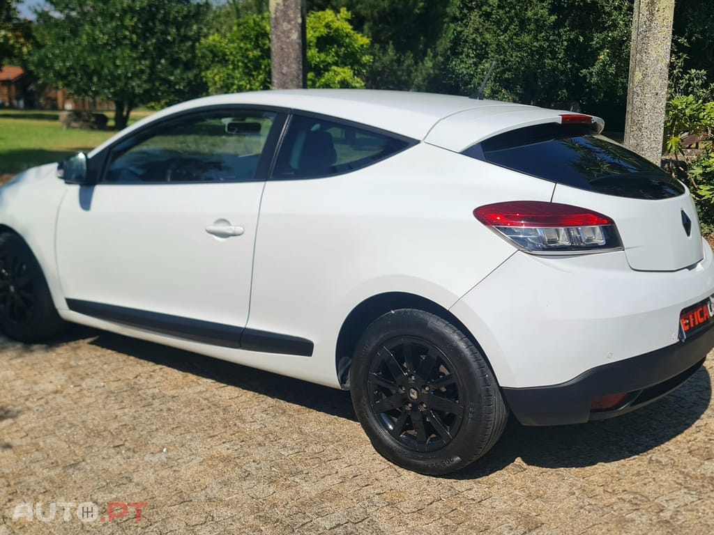 Renault Mégane Coupe 1.5 dCi Dynamique S