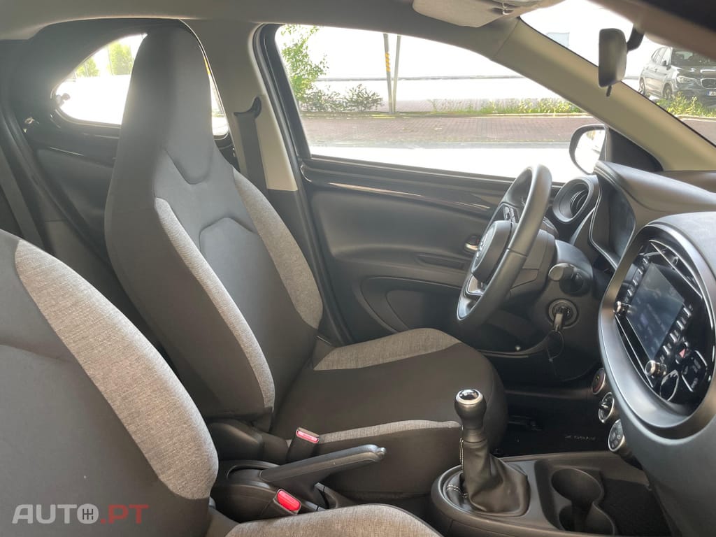 Toyota Aygo X 1.0 Envy