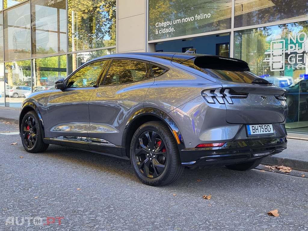 Ford Mustang Mach-E 98.7 kWh Premium