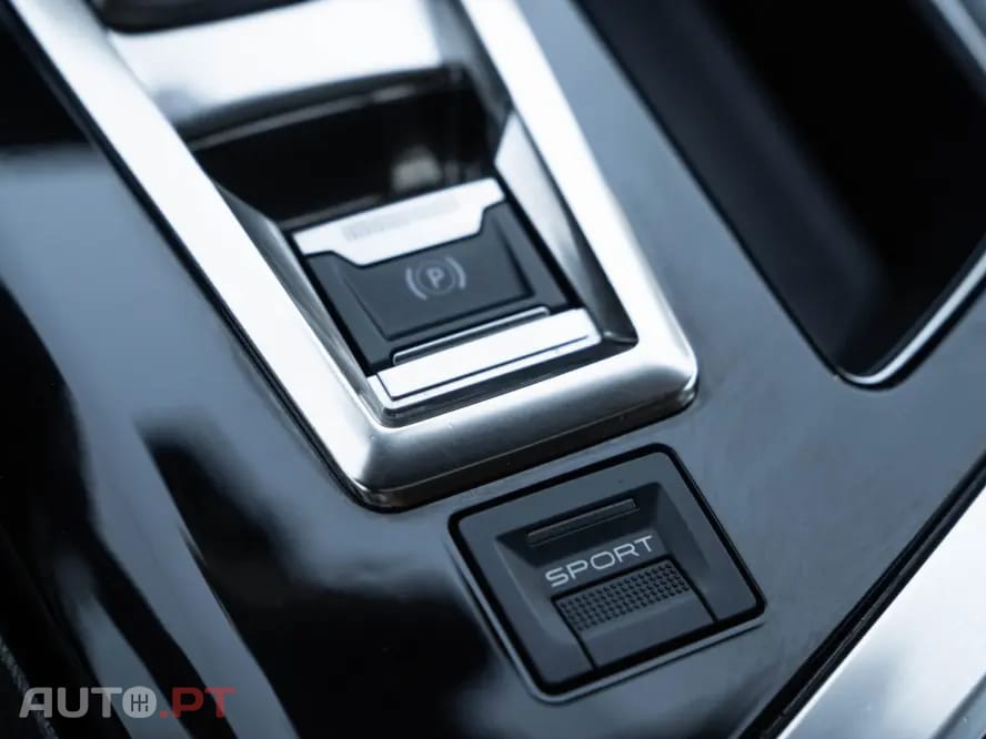 Peugeot 3008 1.5 BlueHDi GT Line EAT8