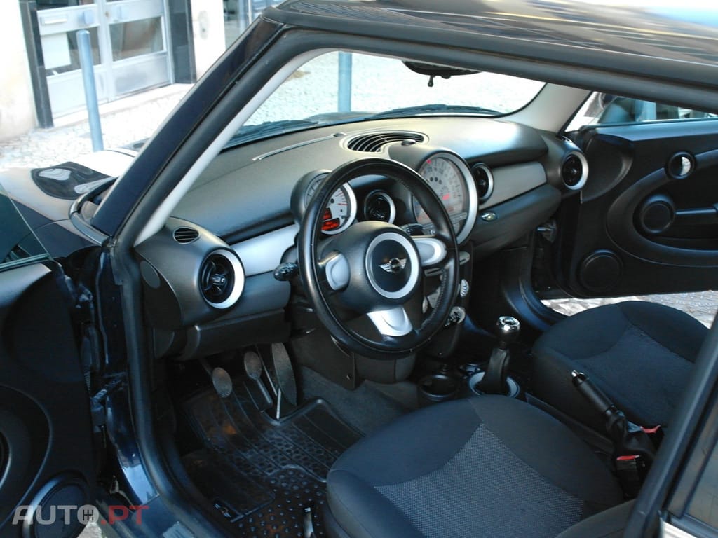 MINI Cooper One 1.4