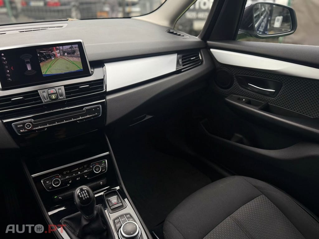 BMW 218 d 7L Line Luxury