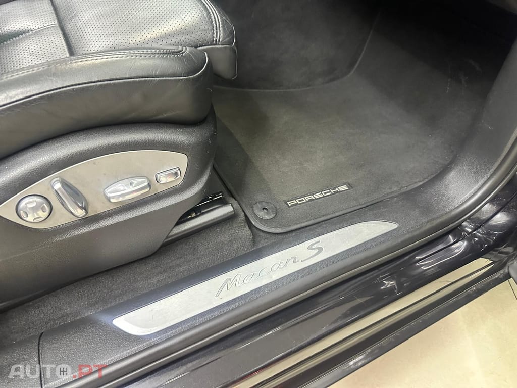 Porsche Macan S