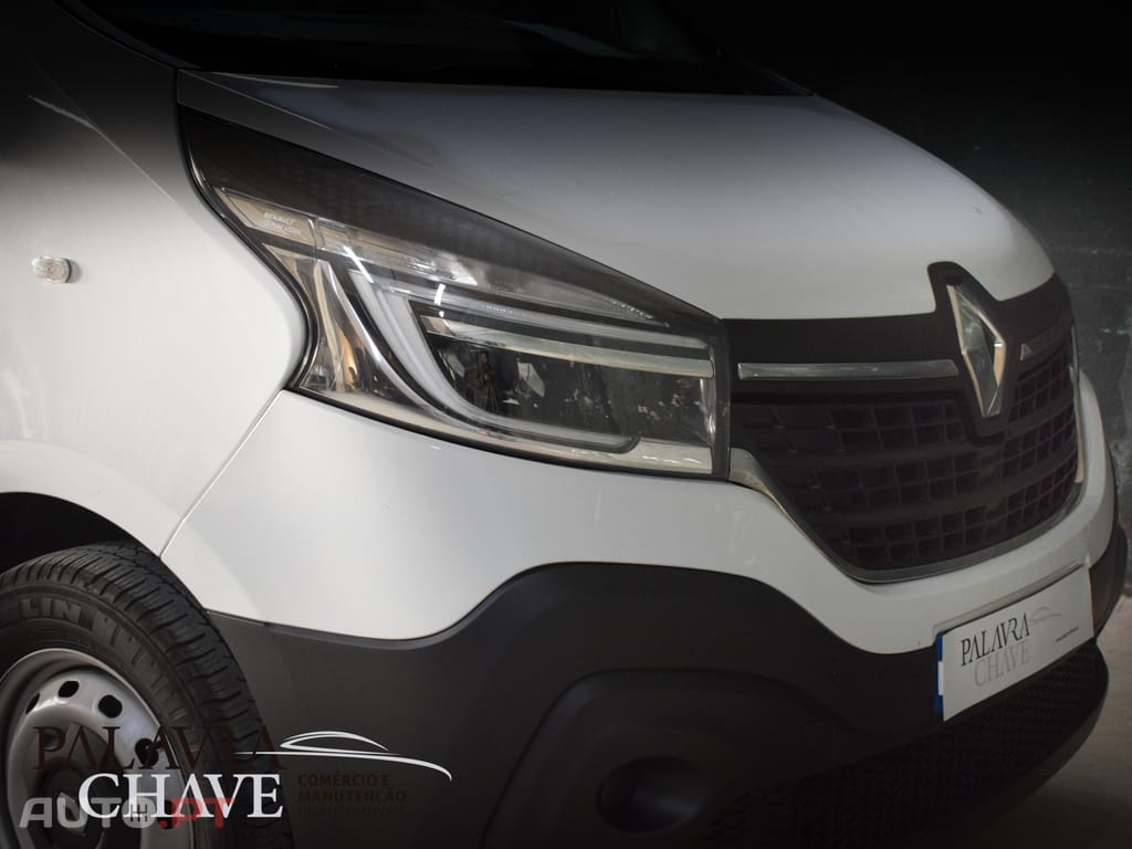 Renault Trafic 9 Lugares 2.0 DCI