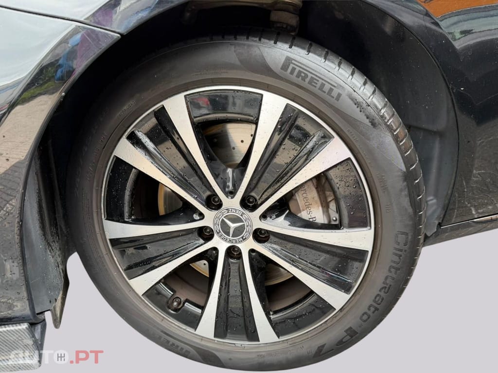 Mercedes-Benz E 300 De Avantgarde