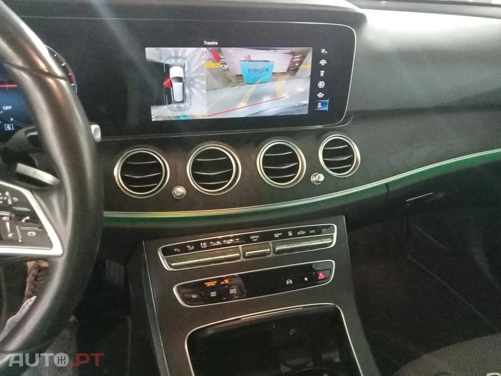 Mercedes-Benz E 300 de Avantgarde