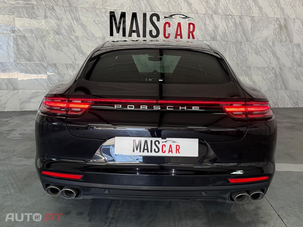 Porsche Panamera 4 E-Hybrid Plug-in