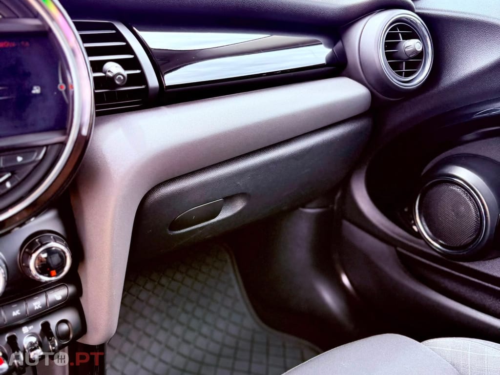 MINI Cooper D